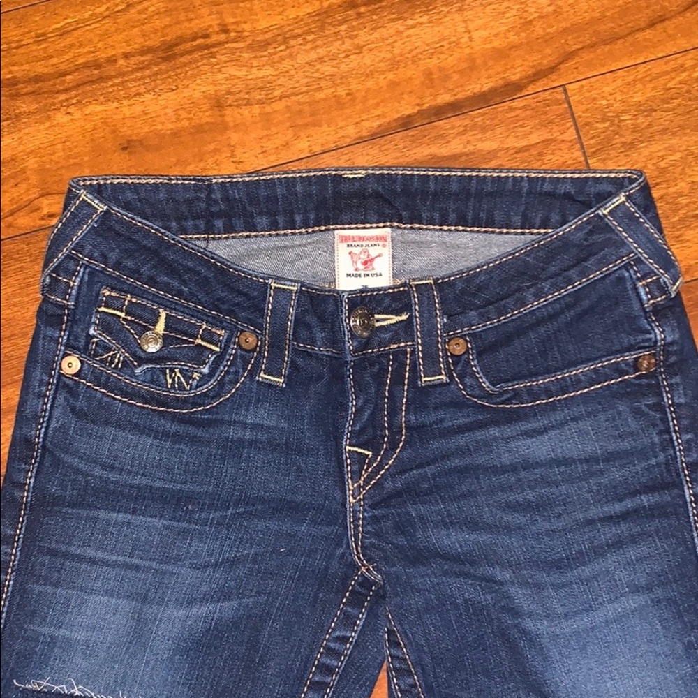 True Religion Cropped jeans women.